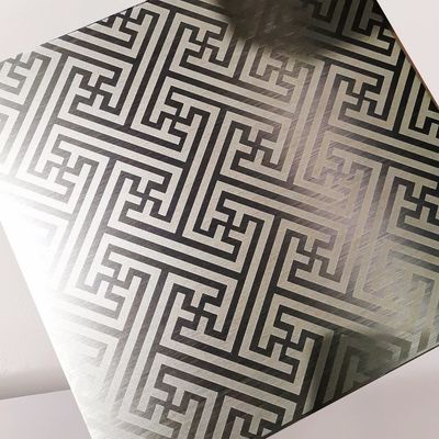 外国のエンジニア ステンレス・スティール 完全装飾用シート彫刻用エッチングマシン